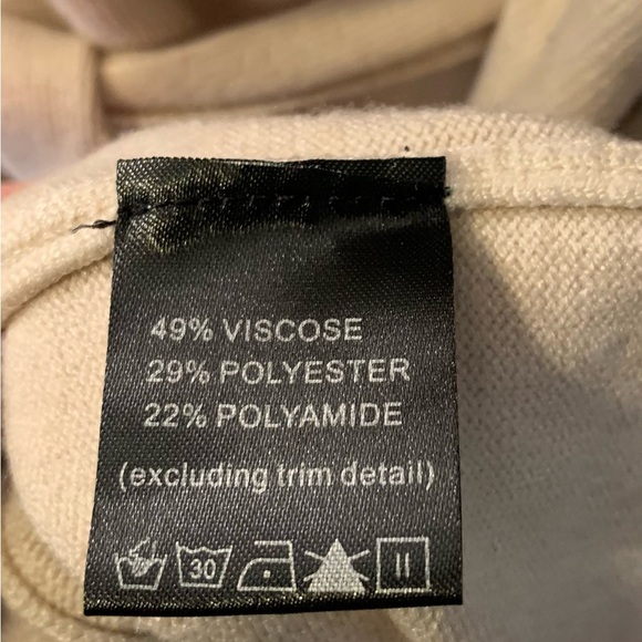 Malissa J Cream Hooded Poncho with Belt, M-L - Picture 5 of 6